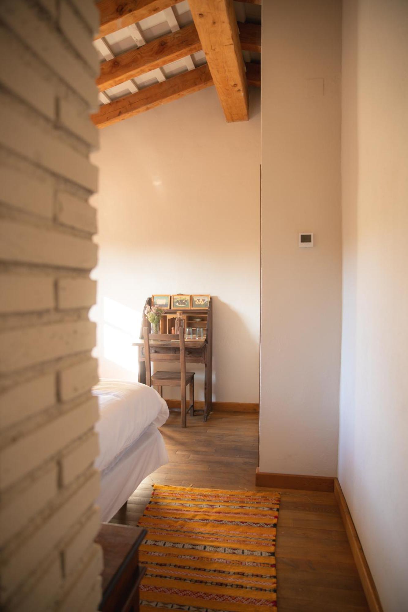 Mas De L'Arlequi Rojals Quarto foto
